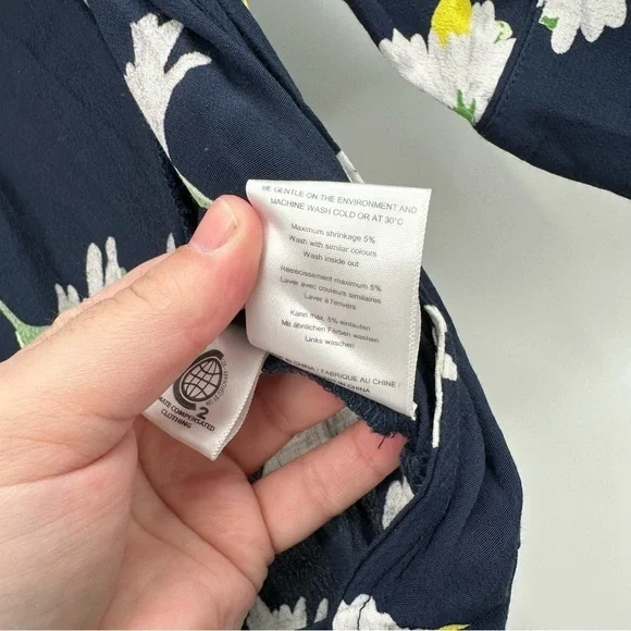 Ganni Silvery Crepe Wrap Dress Size 36 Daisy Floral Print Spring - Picture 6 of 9